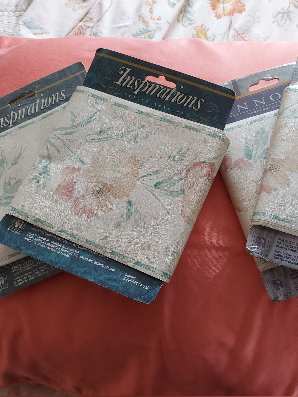Vintage Floral Wallpaper Border